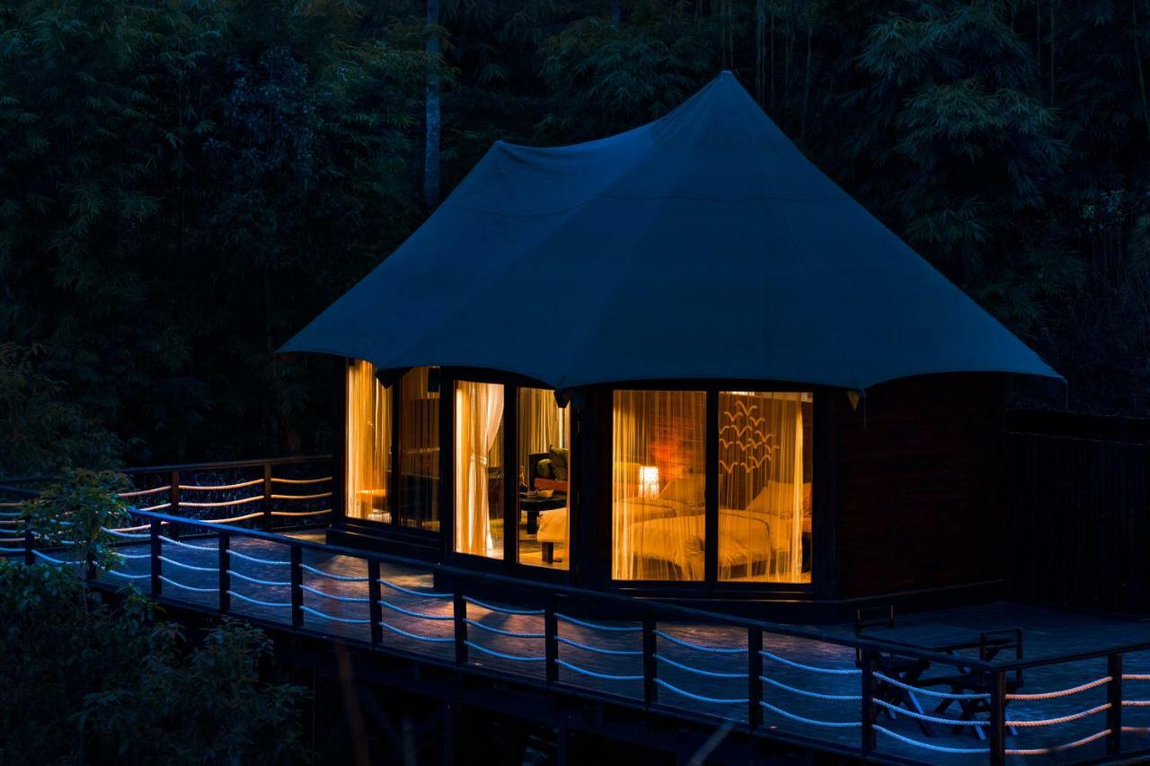 The Pavilions Himalayas Lake View 博卡拉 外观 照片