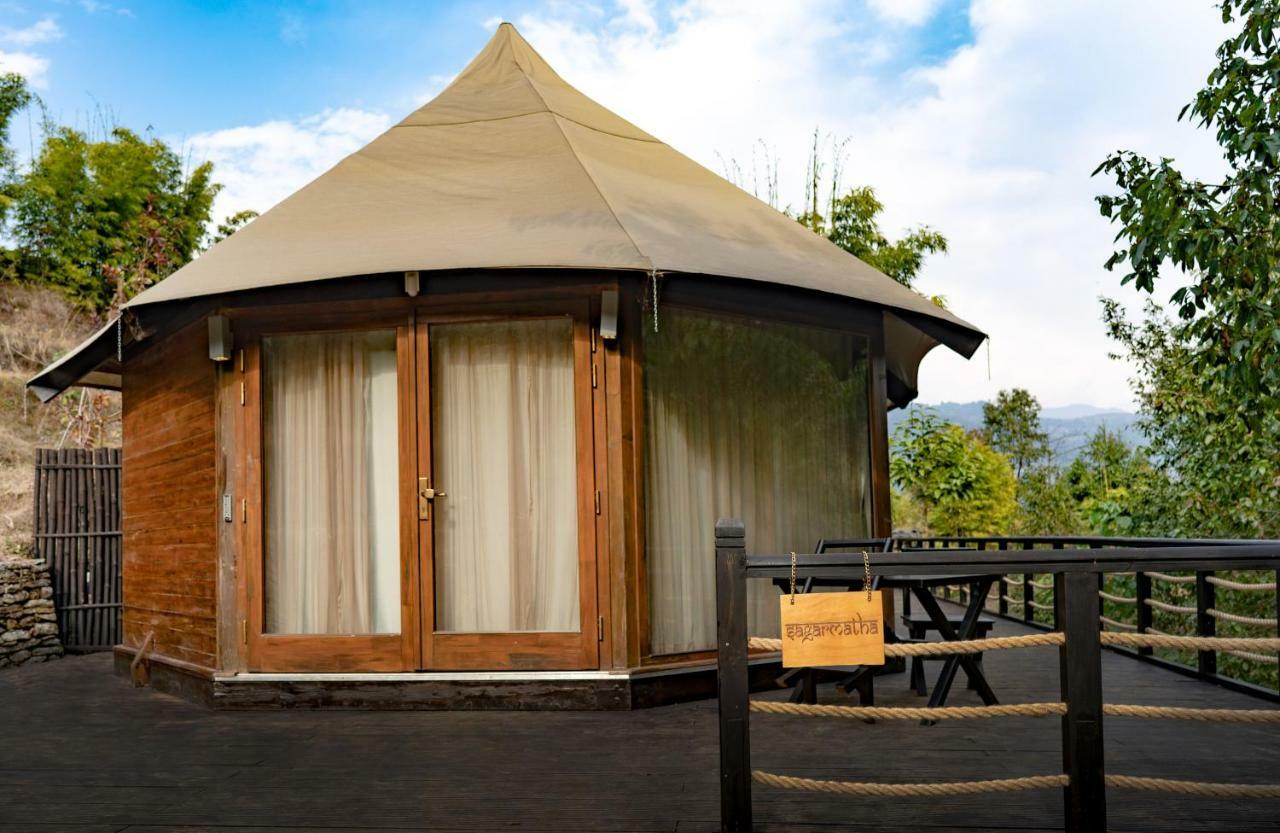 The Pavilions Himalayas Lake View 博卡拉 外观 照片